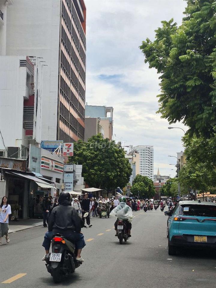 MB Nguyễn Thái Bình, Ngay đèn xanh đỏ. Giá chỉ 23tr