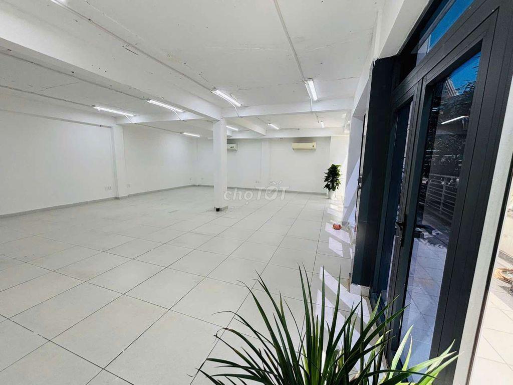 MB kinh doanh, vp trung tâm Q3. dt 100m2 giá chỉ 2x