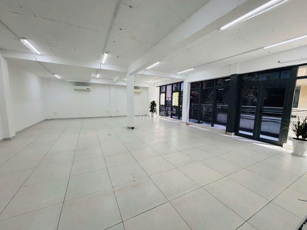 MB kinh doanh, vp trung tâm Q3. dt 100m2 giá chỉ 2x