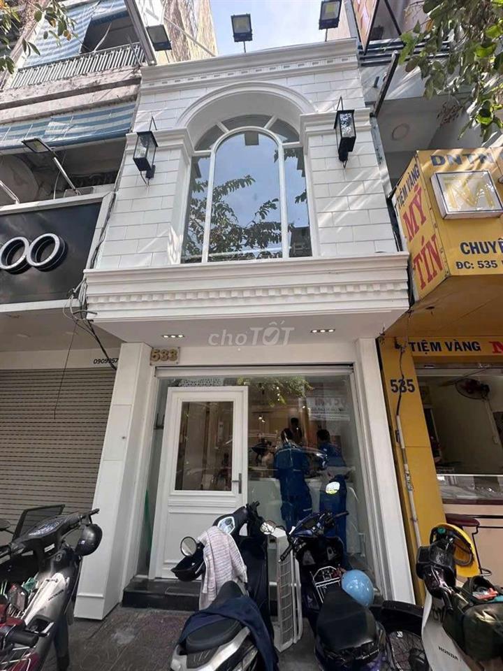 Nhà MT Nguyễn Đình Chiểu. Q3. đoạn 2 chiều, 2 tầng. Giá chỉ 2x