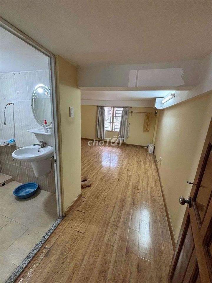 NHÀ KINH DOANH TÂN ĐỊNH Q1. GIÁ CHỈ 17TE