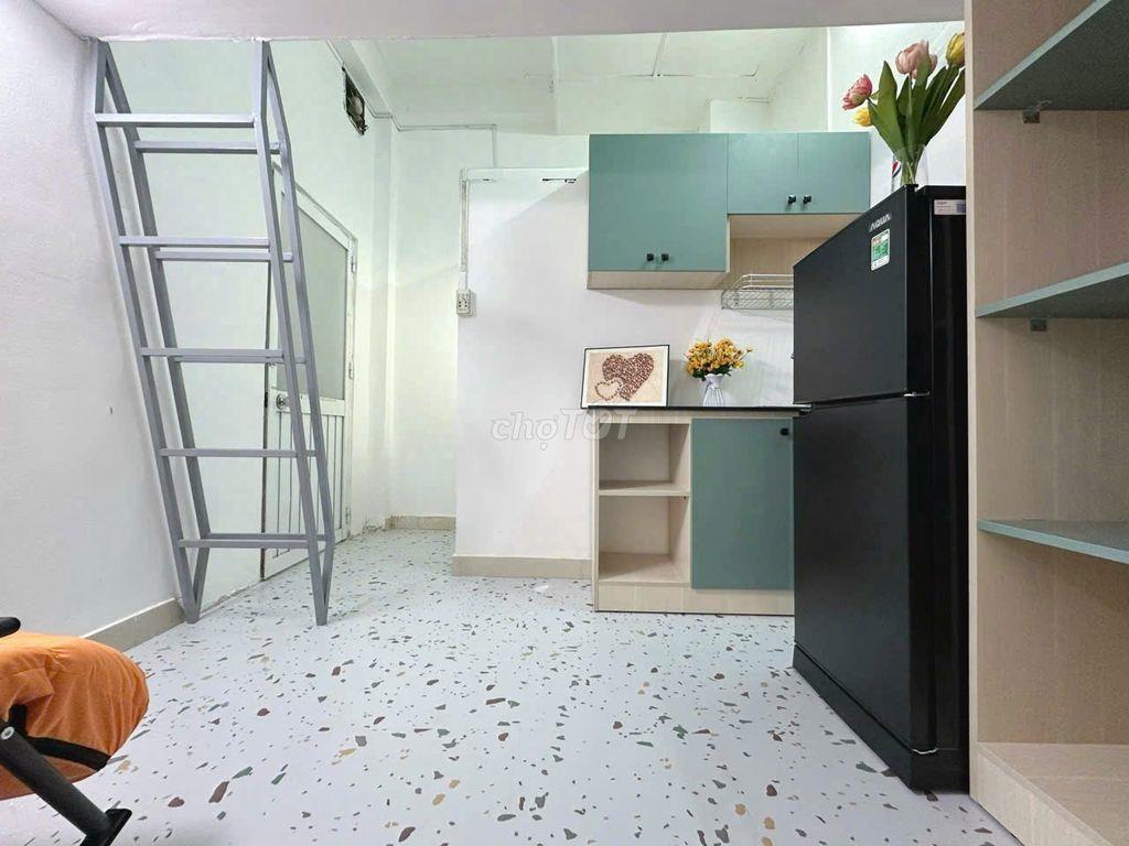 DUPLEX ĐẦY ĐỦ NỘI THẤT NGAY TRUNG TÂM Q1