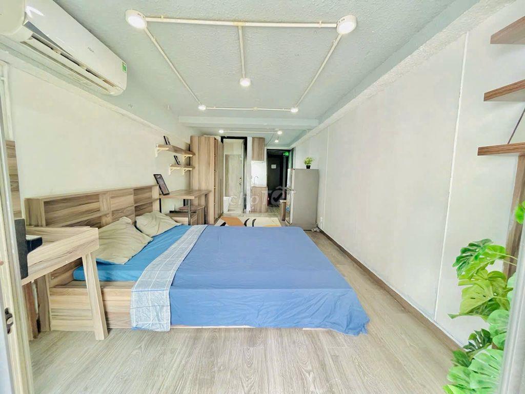 STUDIO BAN CÔNG ĐẦY ĐỦ NỘI THẤT GẦN LOTTE Q7