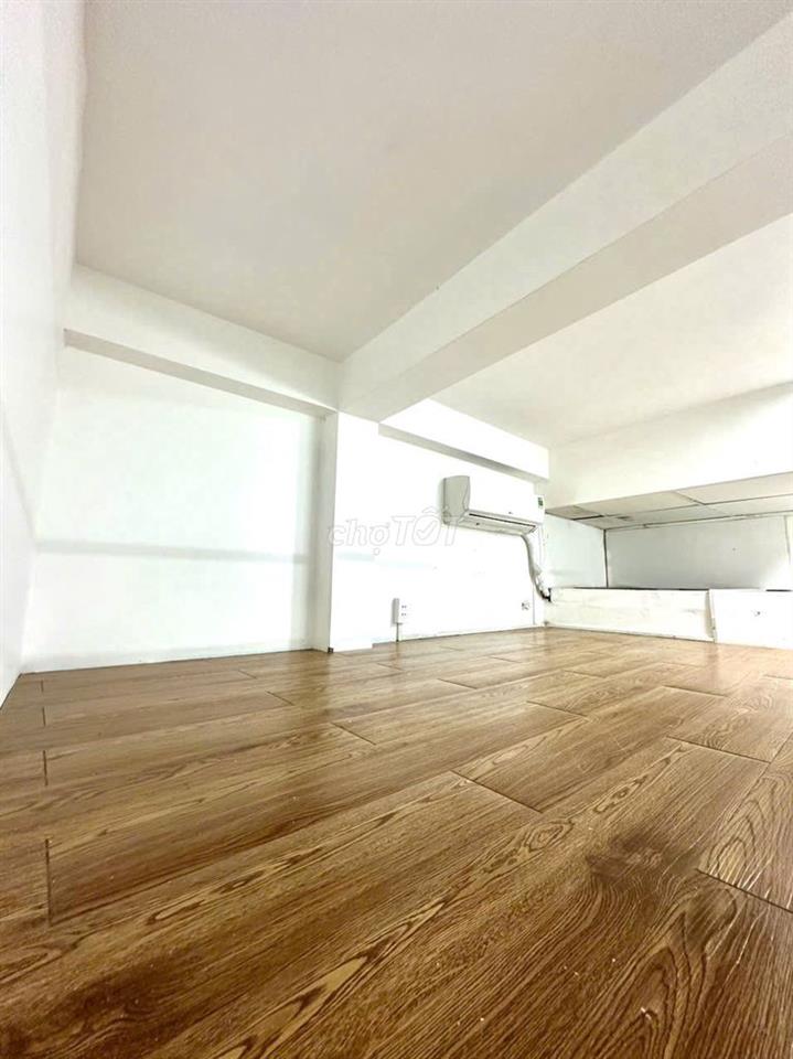 DUPLEX ĐẦY ĐỦ NỘI THẤT NGAY TRUNG TÂM Q1