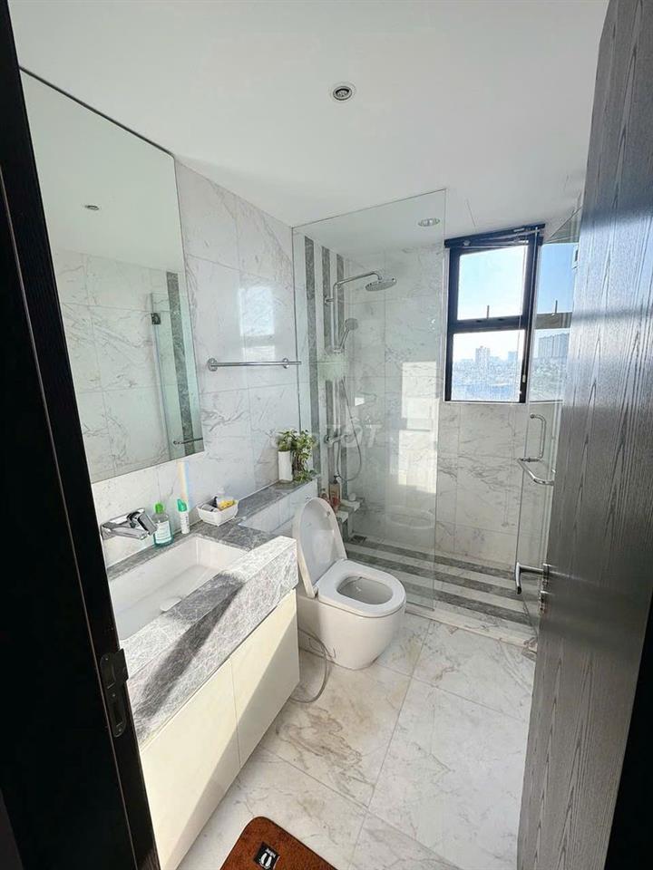 Chủ cần bán căn hộ cao cấp D1 Mension, Quận 1, 104m2, 3pn, view sông