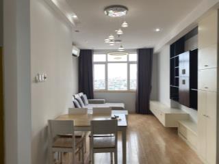 Cho thuê căn hộ chung cư Ngô Gia Tự, Q10,  70m2, 2pn, 2wc, 10tr