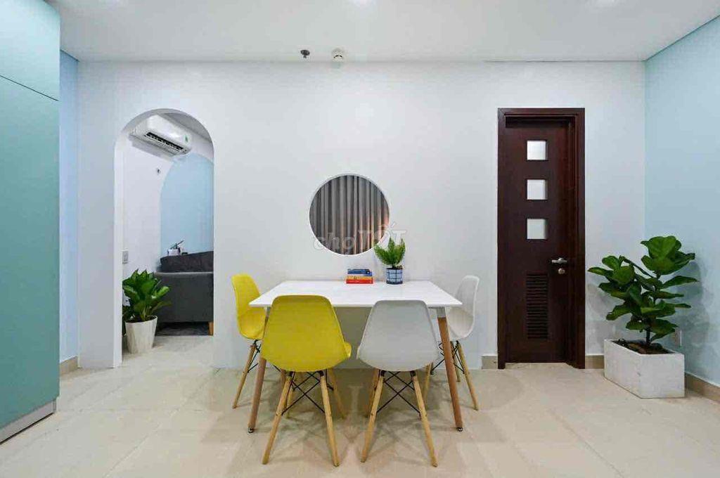 CHO THUÊ CĂN HỘ SIÊU RỘNG NGAY MẶT TIỀN QUẬN 1