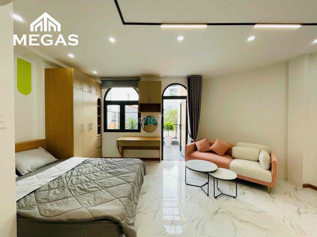 🌿 STUDIO BAN CÔNG RỘNG 40M² – NGAY PHAN XÍCH LONG,  KHU PHỐ ẨM THỰC 🌿