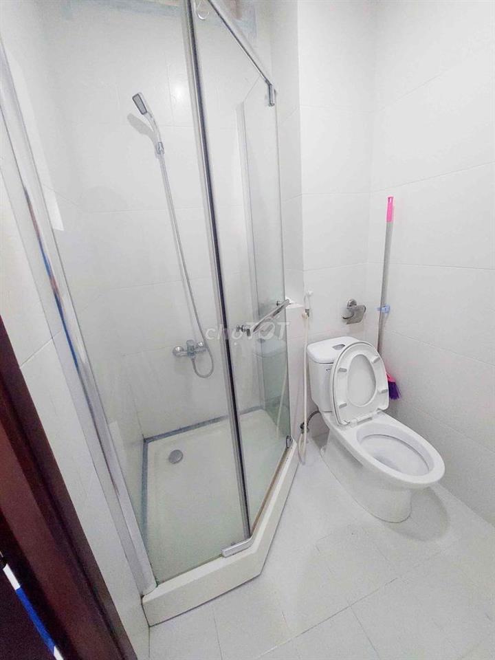 Căn hộ yên tĩnh cửa sổ quận 1