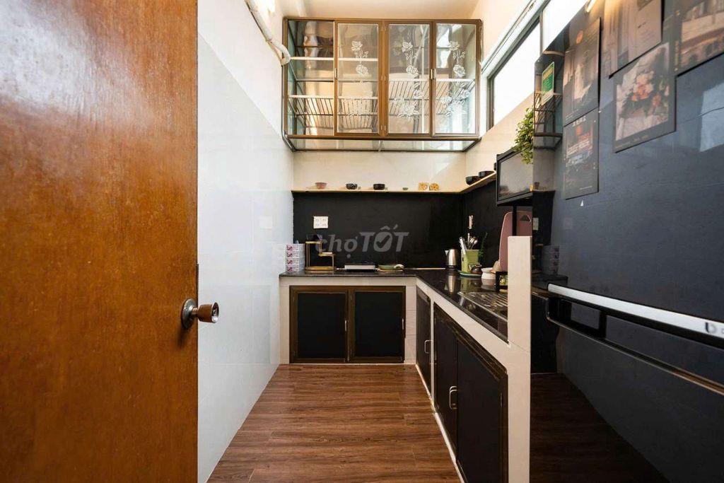 [ LANDLORD ] CĂN HỘ VINTAGE RETRO Ở Q1
