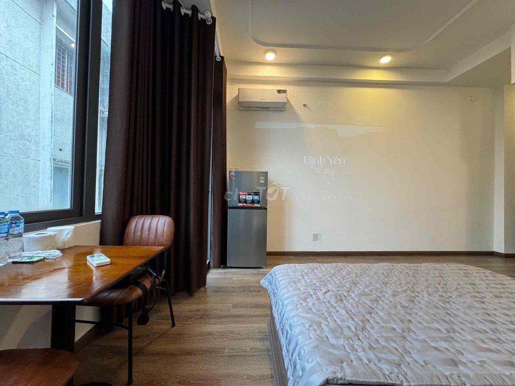 CHO THUÊ PHÒNG MẶT TIỀN ĐƯỜNG HOÀNG SA, BAN CÔNG, MÁY GIẶT RIÊNG