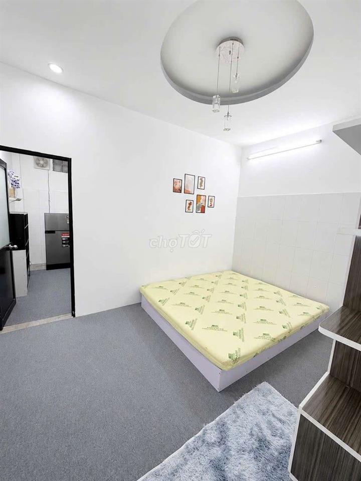 Cho thuê phòng trọ 1PN 28m² Đường Cách Mạng Tháng 8,Q10,Vạn Hạnh Mall