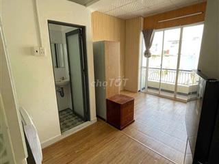 Cho thuê phòng trọ 28m2 máy giặt riêng, Gần đại học bách khoa Quận 10