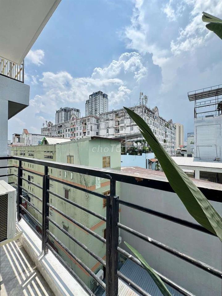 Cho thuê căn hộ 1PN 35m2 Ban Công Thoáng Mát Đường 3 Tháng 2, Quận 10