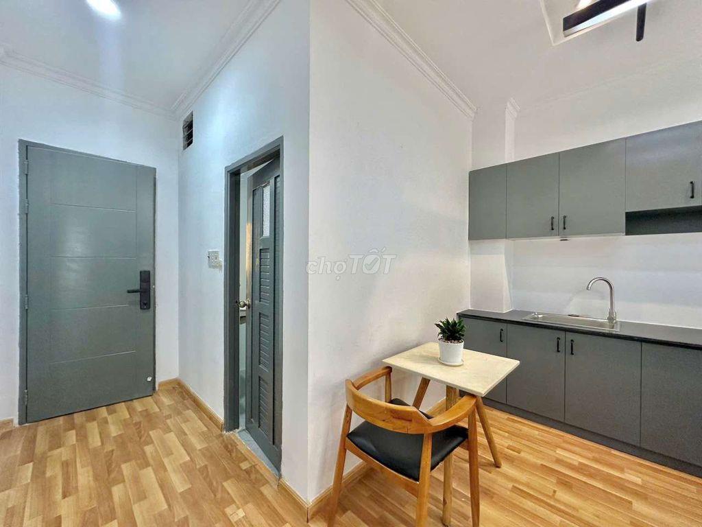 Căn Hộ Dịch Vụ 40m2, Cửa Sổ lớn, Full nội thất, Nguyễn Thị Minh Khai
