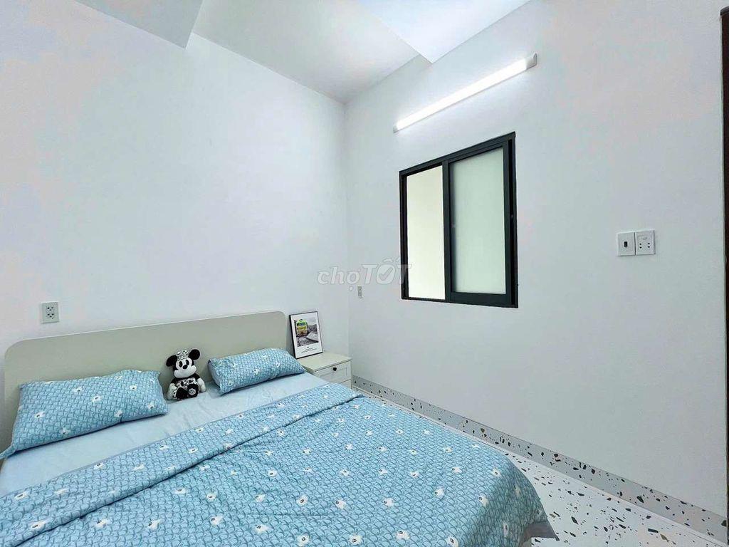 Căn Hộ 2PN 50m2, nội thất mới 100%, có ban công, Lê Văn Sỹ, Quận 3