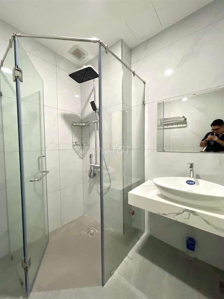 Cho Thuê Căn Hộ - 1PN, Tách Bếp - Full nt ở Lý Chính Thắng Quận 3 45m2