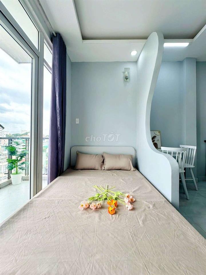 Cho thuê Studio - ban công, Full nội thất, đường Nguyễn Văn Cừ Quận 5