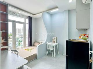Cho thuê Studio - ban công, Full nội thất, đường Nguyễn Văn Cừ Quận 5