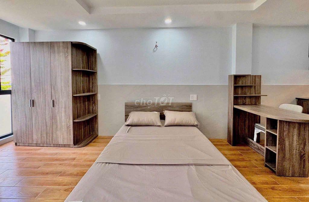 ​Cho thuê căn hộ studio ban công - Tô Hiến Thành Q10, gần ĐH Bách Khoa