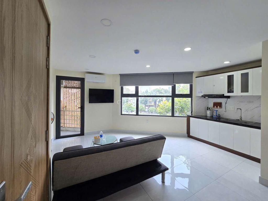 Cho thuê căn hộ studio 35m2 ban công - Hoàng Sa Q3, gần ĐH Sư Phạm