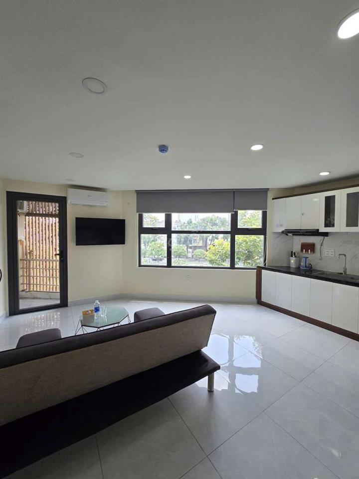 Cho thuê căn hộ studio 35m2 ban công - Hoàng Sa Q3, gần ĐH Sư Phạm