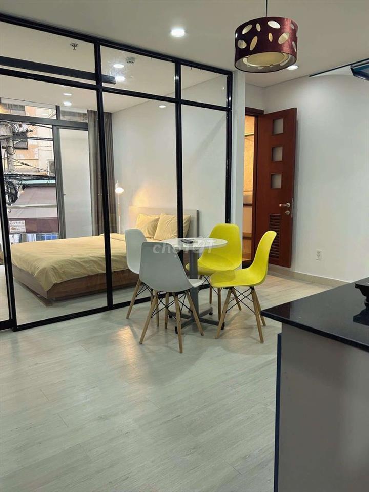 Cho thuê căn hộ 1PN 40m2 ban công - Võ Thị Sáu Quận 1, Gần