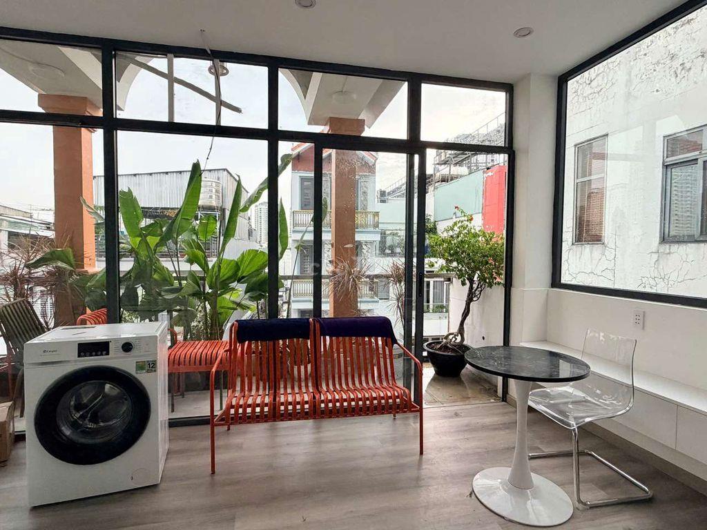 Căn hộ 1pn 40m2 ban công - Đường 3 Tháng 2 Quận 10, Gần Sư Vạn Hạnh