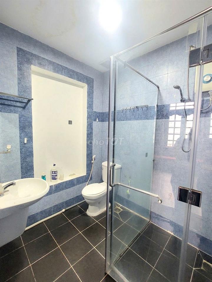 Cho Thuê căn hộ dịch vụ ngay Trung tâm