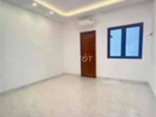 Hẻm 4m Nguyễn Đình Chiểu Quận 3, ngang 3,4x11m 5 tầng
