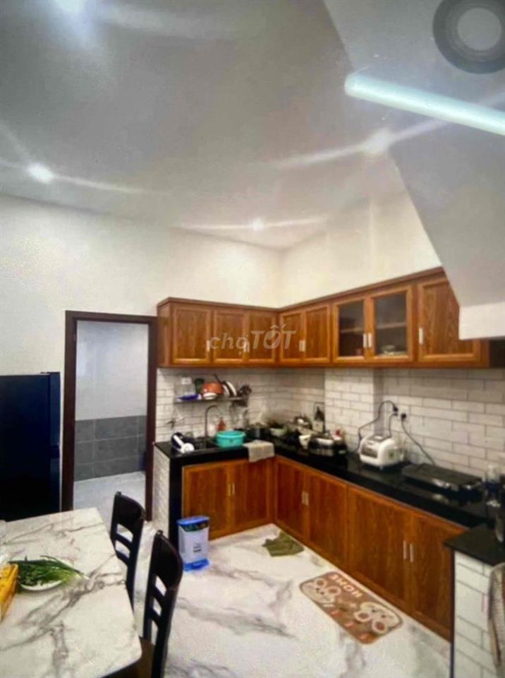 Mặt Tiền Tân Phước Quận 10, ngang 3,6x11m 4 tầng