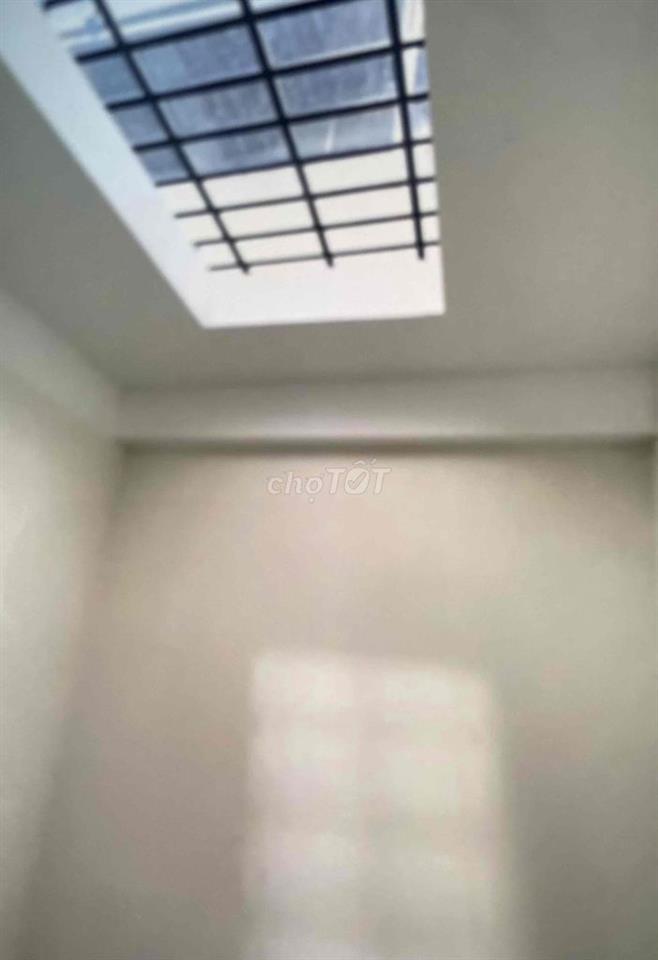 Góc 2 Mặt Tiền Cao Đạt P 1 Quận 5, ngang 3,4x8,5m 4 tầng