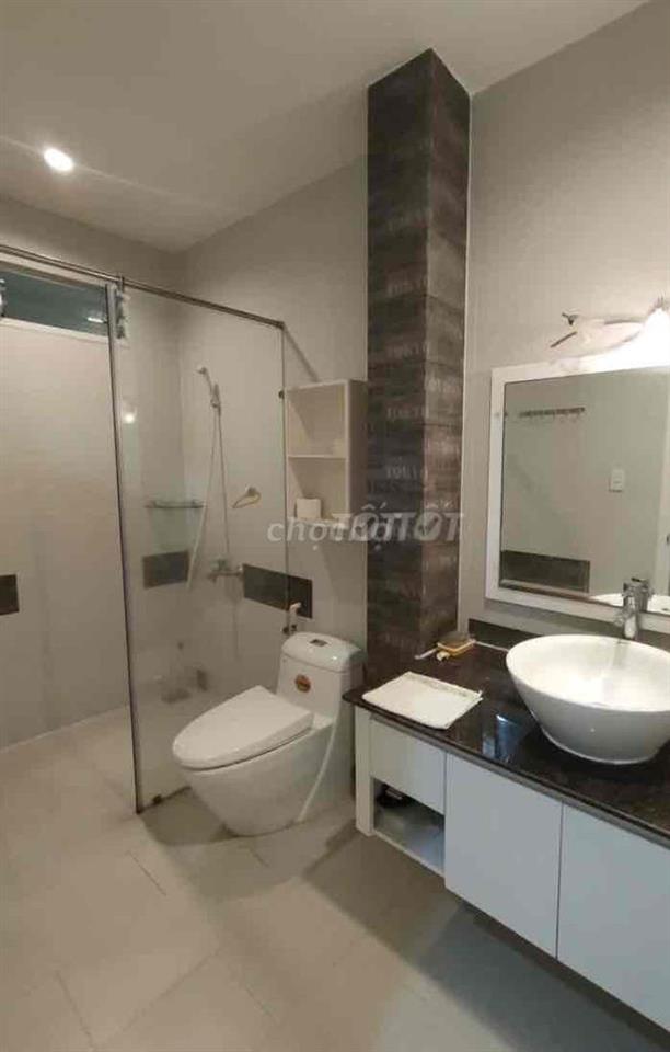 Hẻm 4m khu Cư Xá Đô Thành quận 3, ngang 3x10m 5 tầng