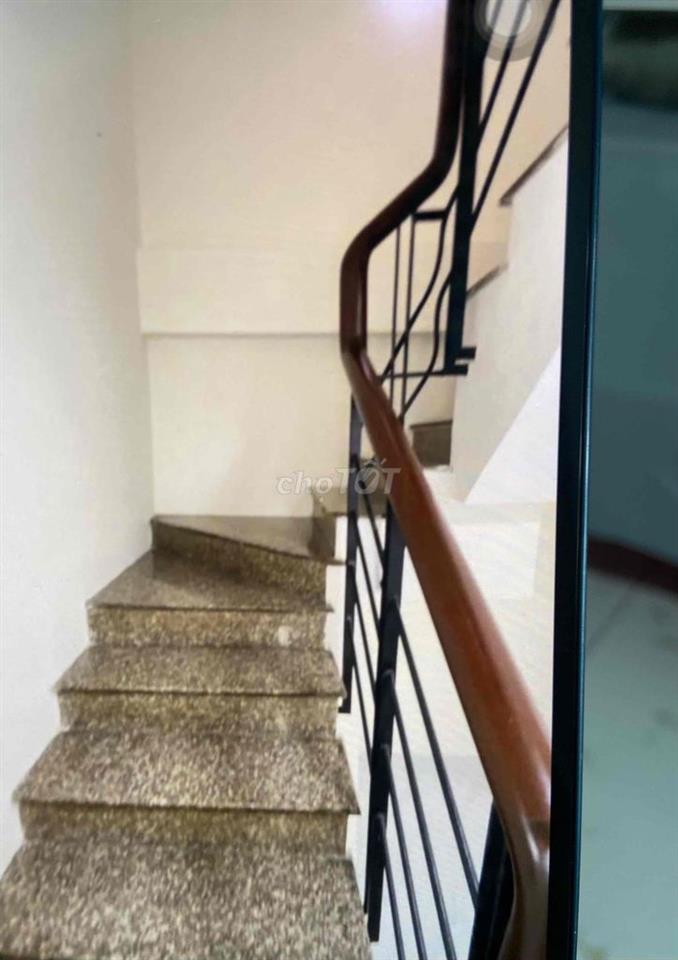 Hẻm 3m cách Mặt Tiền 10m đuờng Cao Thắng q 3, ngang 3,4x13m 4 Tầng