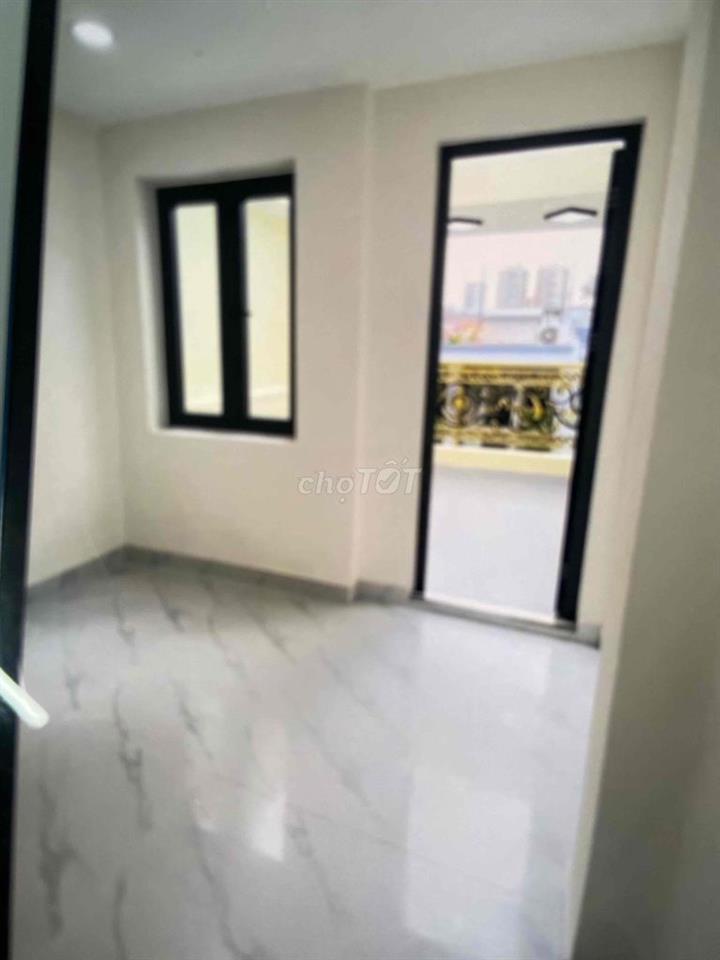 Hẻm 3m cách Mặt Tiền 10m đuờng Cao Thắng q 3, ngang 3,4x13m 4 Tầng