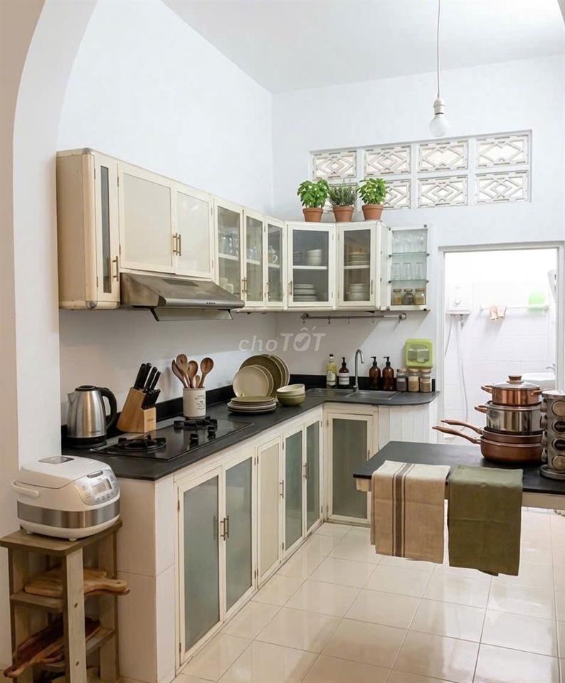 BÁN NHÀ HẺM 516 ĐƯỜNG ĐIỆN BIÊN PHỦ Q3 ( 5X13M NỠ HẬU 8.4M) 2 TẦNG
