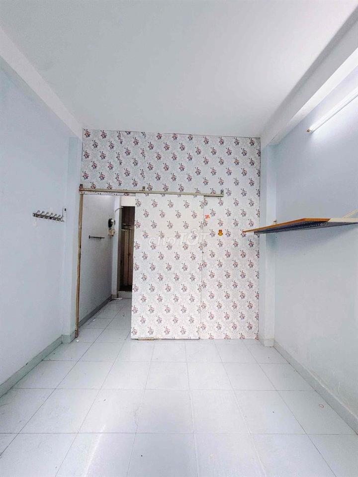 4 tầng - khu dân cư bán gấp