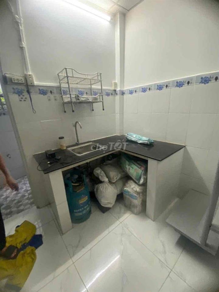 nhà ngon 4 tầng 9tr