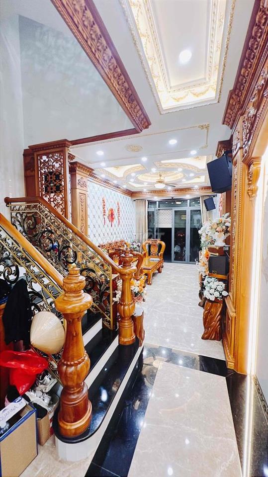 nhà anh cả cần bán
