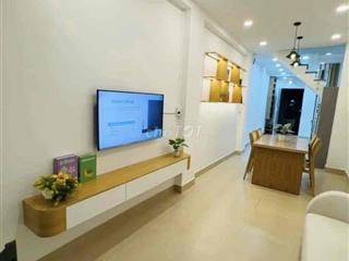 Nhà Mới khu VIP Q10