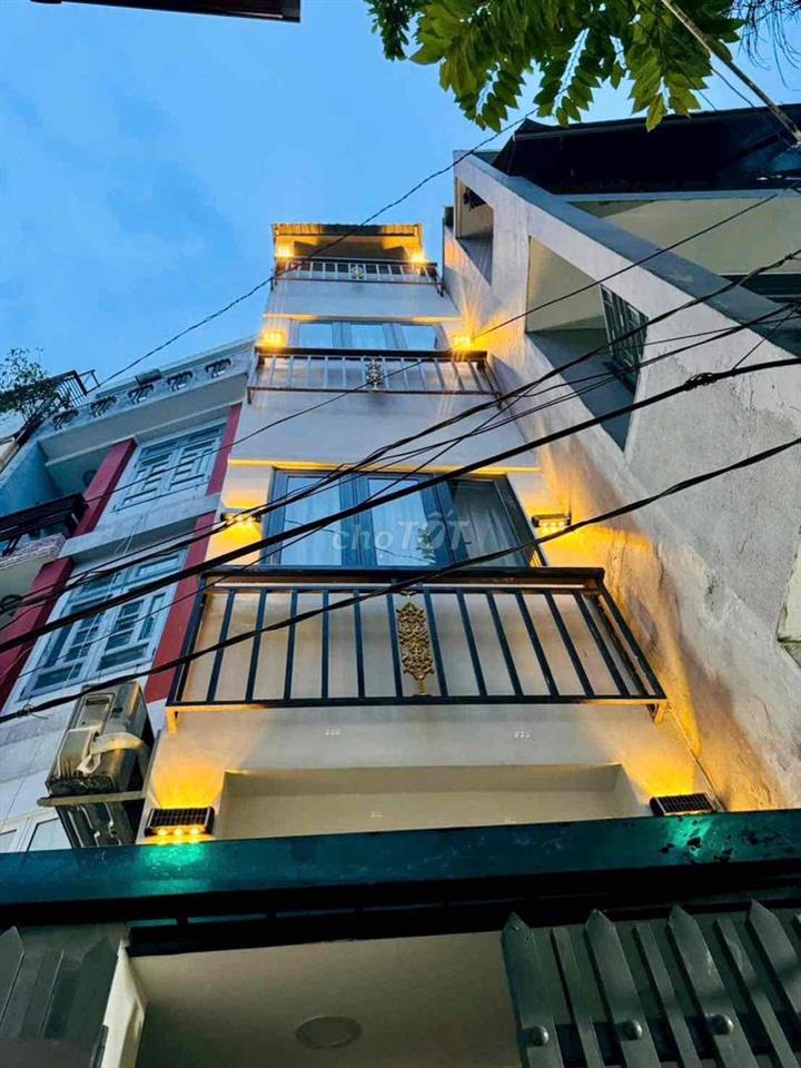 Nhà Mới