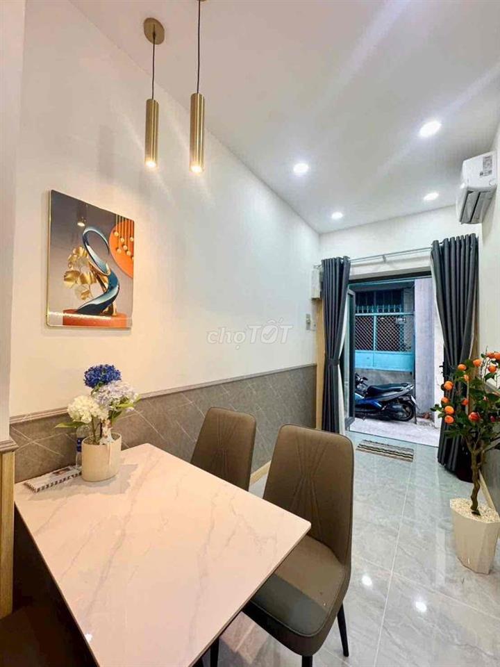 Nhà Mới