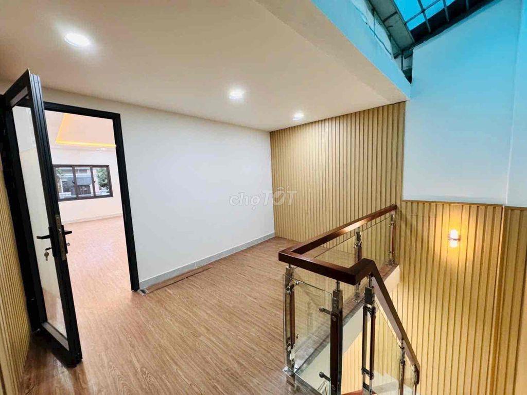 40M2 MẶT TIỀN QUẬN 5 - NGANG 4M - 2 TẦNG - NHÀ MỚI - NHỈNH 8 TỶ