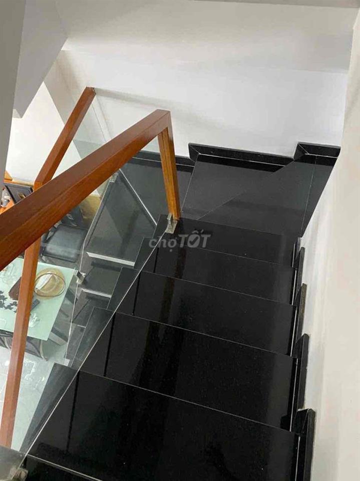 An Bình Quận 5 Hẻm 4.5m - 44m2 - Ngang 4.2m - 5PN 4 Tầng - HĐT 22tr/th