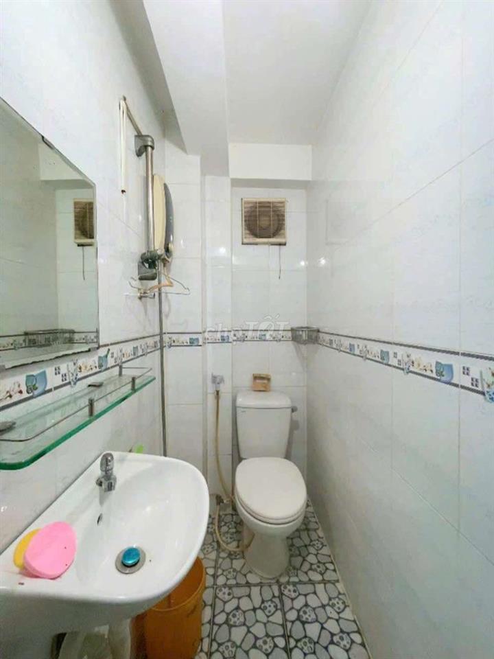 Nhà ngay chợ Bến Thành, trung tâm Q1