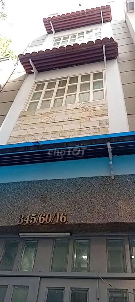 Nhà trong hẻm, dt đất 30 m2, đường Trần Hưng Đạo, Q1.