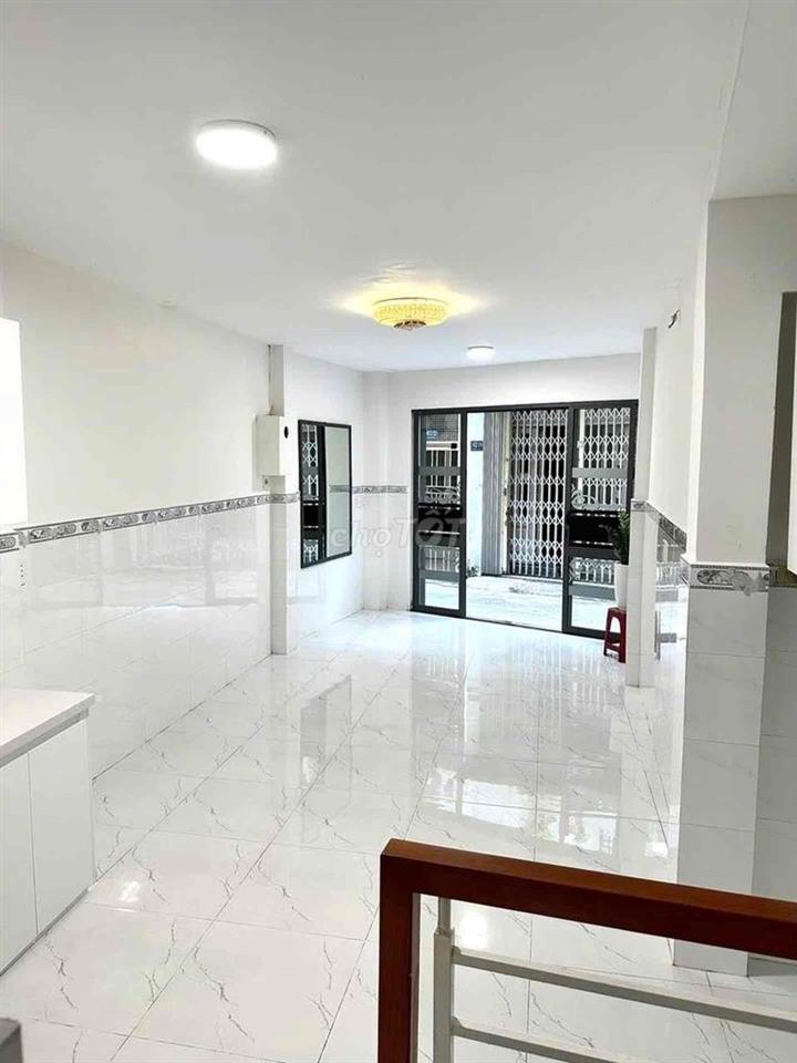 Bán Nhà Q1 Bùi Thị Xuân – 3 Tầng – 25m2 – Hẻm Thông – Giá 7.8 Tỷ