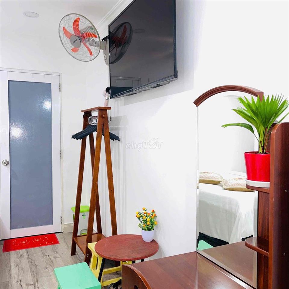 Cho Thuê House ngay mặt tiền