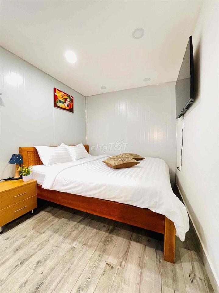Cho Thuê House ngay mặt tiền