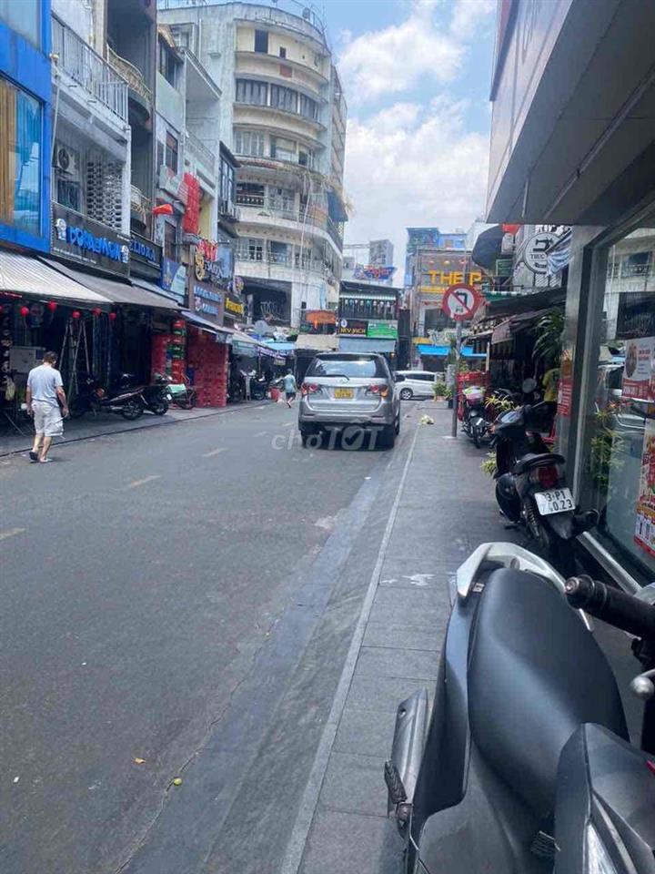Cho thuê lầu 1 lối đi riêng, hẻm đỗ quang đẩu, góc Bùi Viện.